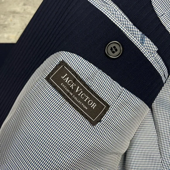 Jack Victor Solid Navy Blue on Navy Blue Pinstripe Suit 41R - Picture 8 of 12